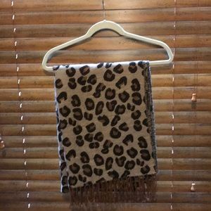 Leopard scarf